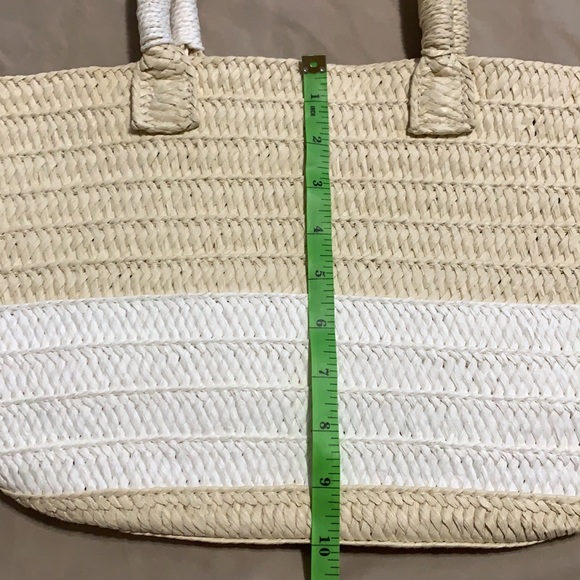 ALTRU Straw Tote Bag - Picture 4 of 7